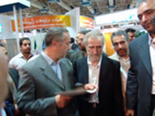 وزیر ارتباطات و فناوری اطلاعات :بیشتر پژوهش‌های ارائه شده در نمایشگاه هفته پژوهش کاربردی هستند