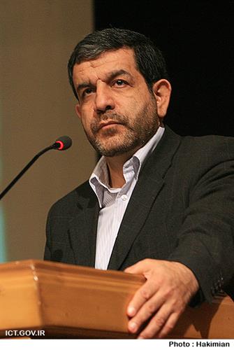 وزیر ارتباطات و فناوری اطلاعات: کشاورزی مدرن را با فناوری های جدید می توان گسترش داد
