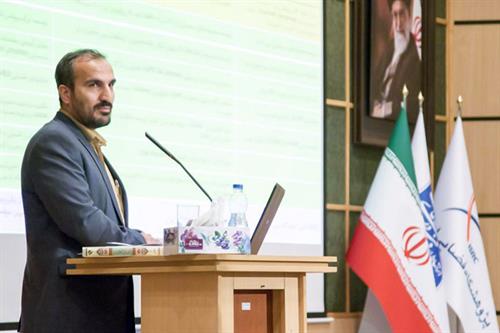 علم و پژوهش، موقعیت ملت ما را نسبت به سایر ملت ها بالا نگه می دارد