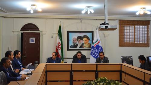 برگزاری جلسه بررسی آسیب های خودپست چی گری دستگاههای اجرائی لرستان