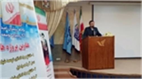 دیدار دکتر واعظی با کارکنان حوزه ارتباطات و فناوری اطلاعات استان قم