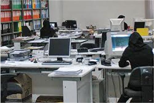کارمندان زن بیشتر آسیب می‌بینند