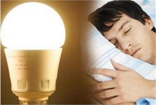 چراغ خواب روشن کنیم یا نه؟