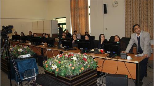 بخش اول از کارگاه سه روزه "بکارگیری Excel در ارزیابی اقتصادی طرح‌ها "