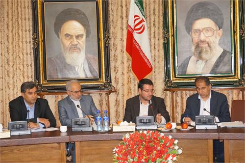 دکتر براری درنشست مسولان استان آذربایجان شرقی عنوان کرد:  وزارت ارتباطات  آماده تامین بازار و ارائه تسهیلات  به شرکت های دانش بنیان است