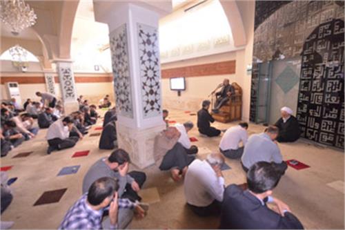 مراسم عزاداری به مناسبت ضربت خوردن حضرت علی (ع)