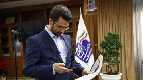 وزیر ارتباطات صفحات شخصی خود را در شبکه های اجتماعی داخلی، راه اندازی کرد