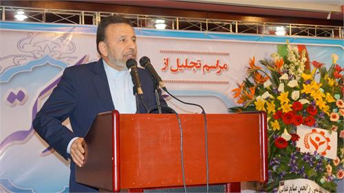 وزیر ارتباطات و فناوری اطلاعات گفت: بازار ترکیه، آذربایجان و روسیه فضای بسیار خوبی برای همکاری دارد و تجار ما باید برای کار با این سه کشور حساب ویژه‌ای باز کنند