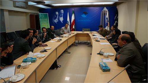 برگزاری جلسه بررسی مشکلات کارگزاران مخابراتی دفاتر روستایی  استان همدان
