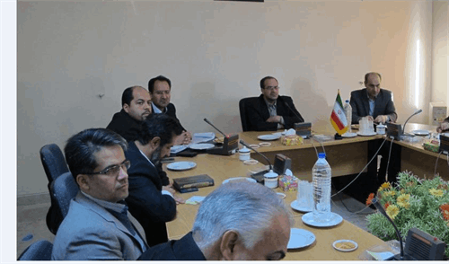 پنجاه و هشتمین جلسه کارگروه دفاتر پیشخوان خدمات با هدف  عملیاتی نمودن نقشه راه توسعه دولت الکترونیک و واگذاری خدمات به دفاتر پیشخوان خدمات دولت برگزار گردید