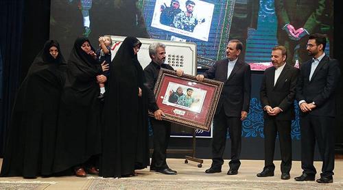 از تمبر شهید مدافع حرم، حججی رونمایی شد